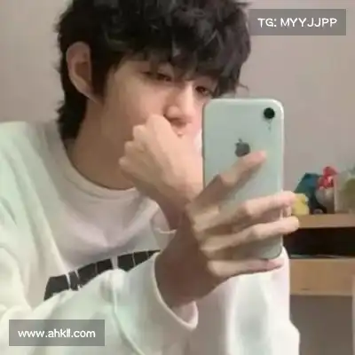 翁彩眉